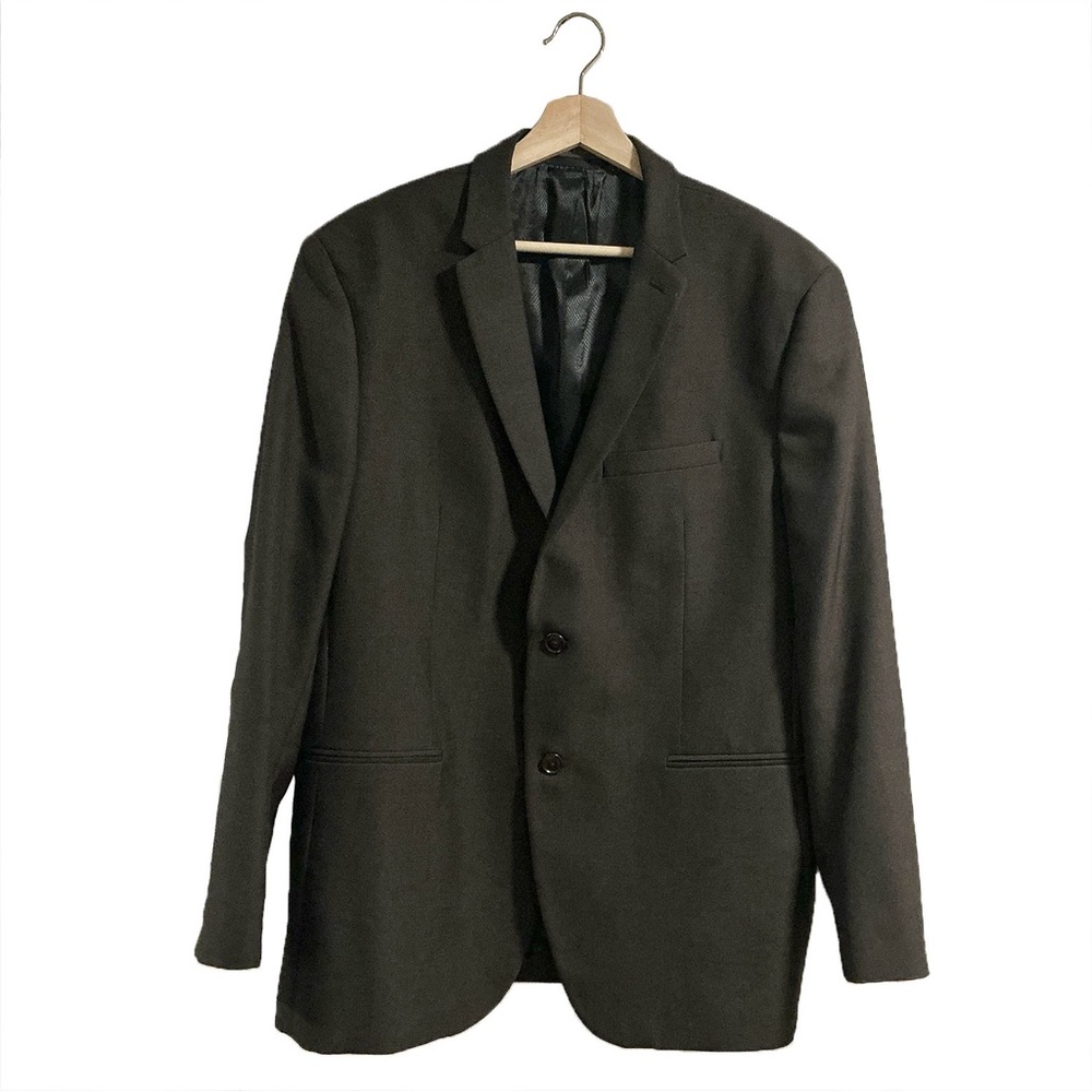 Zara Men’s Textured Canvas Charcoal Blazer
SIZE 46